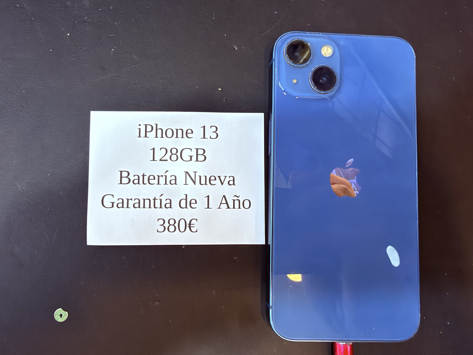 iPhone 13 128 GB disponible para alquilar en Barcelona