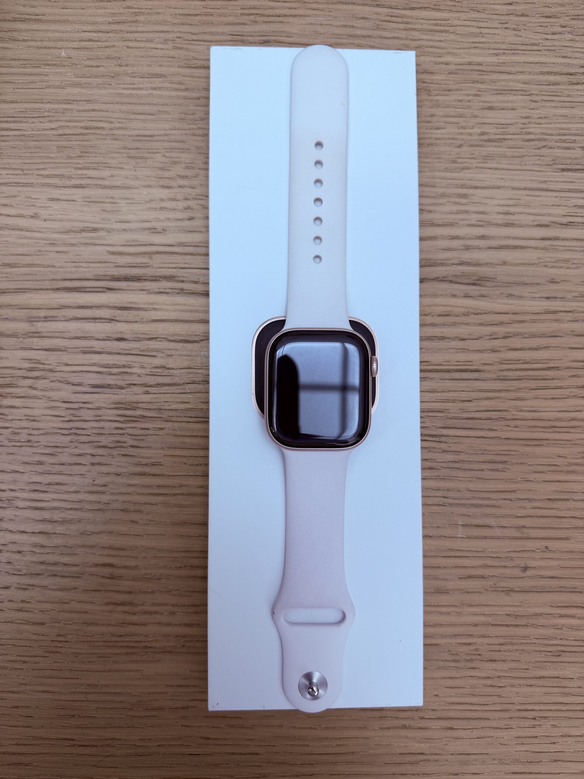 Apple Watch Series 11 42 mm disponible para alquilar en Barcelona