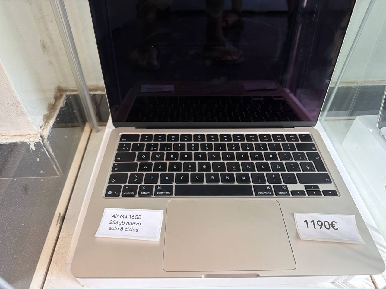 MacBook Air M4: fotografía real