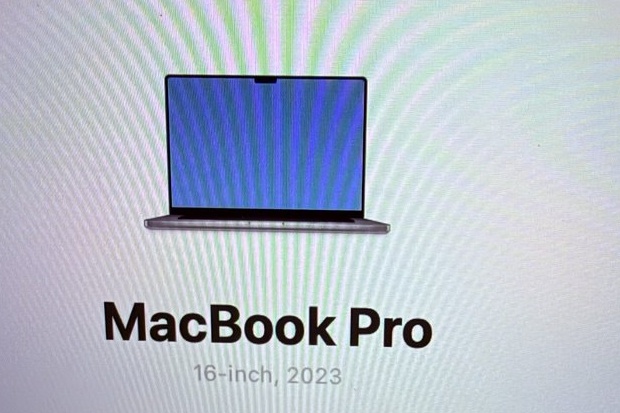 Identificación de MacBook Pro de16pulgadas de2023 en el diagnóstico del caso; recorte sin serie ni nombre.