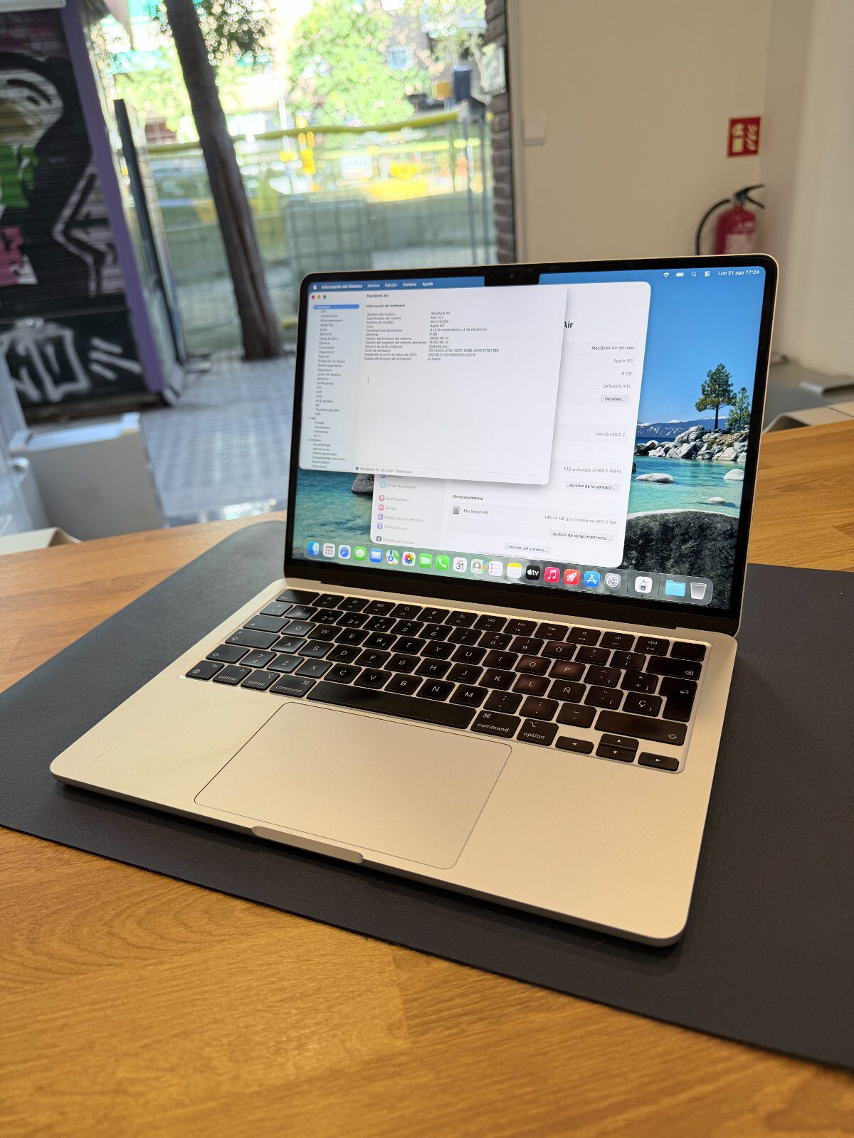 MacBook Air 13,6″ M2 (2022) reacondicionado